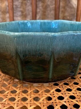 Hull Pottery 447 Decagon Bowl/Planter